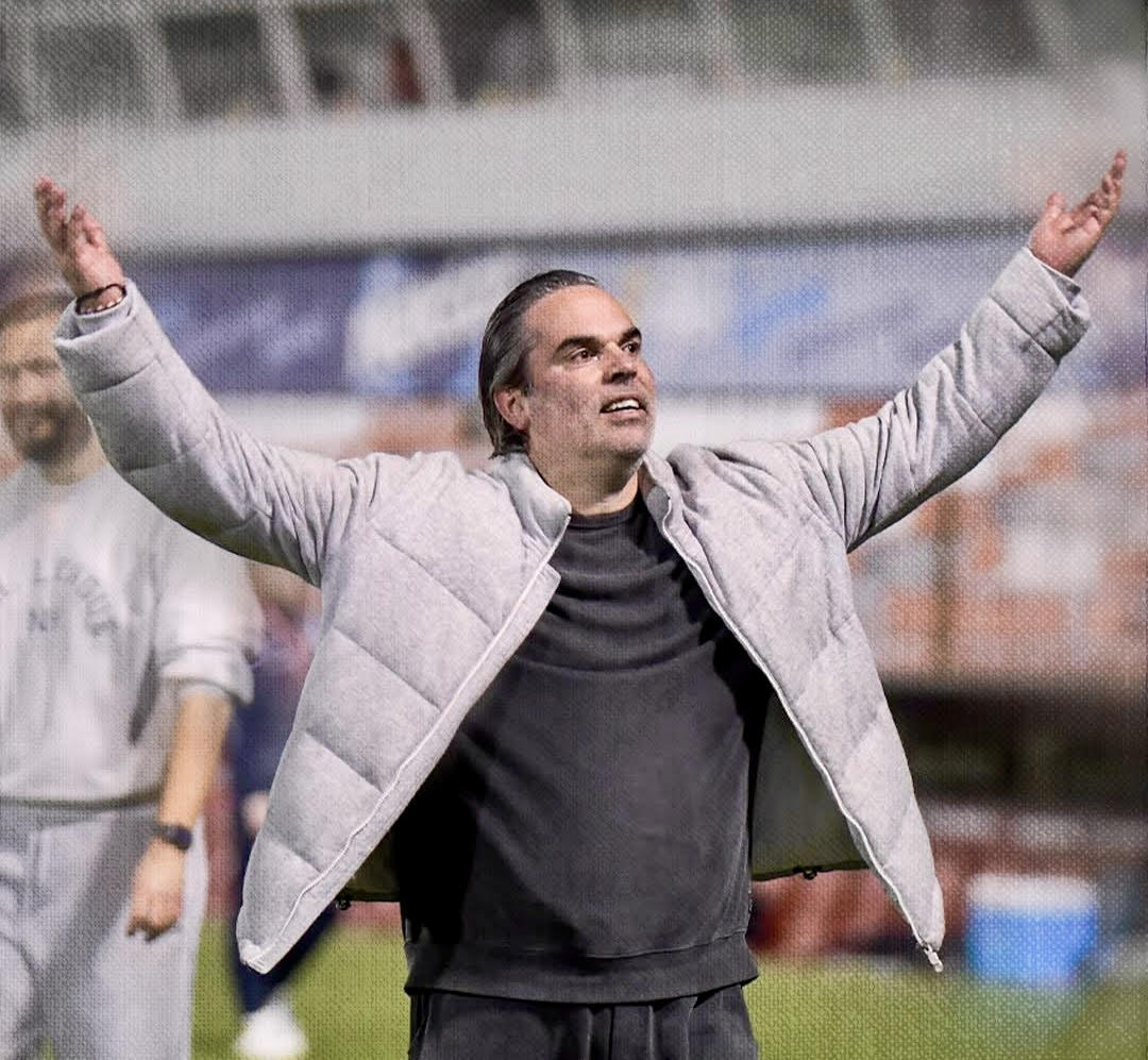 Όταν όλοι τον είχαν τελειωμένο, εκείνος επέμενε για τον Πανσερραϊκό